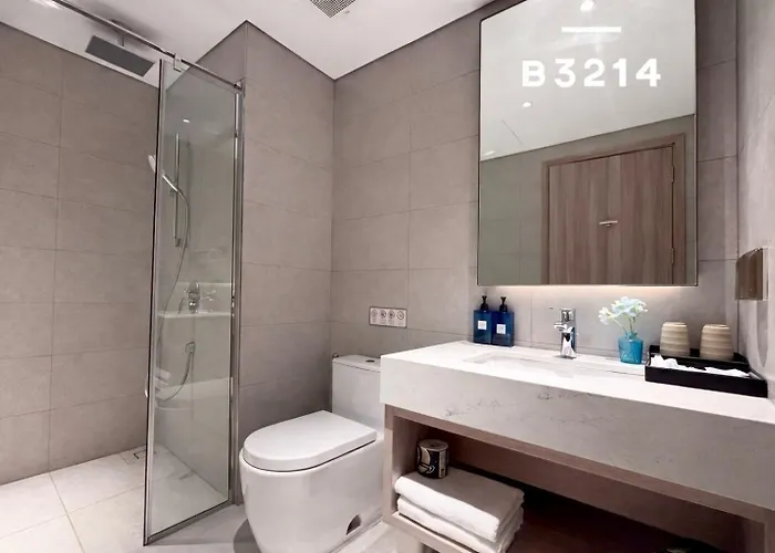 A La Carte Oceanview Panoramic 2br2wc 75m2 With Balcony Căn hộ *