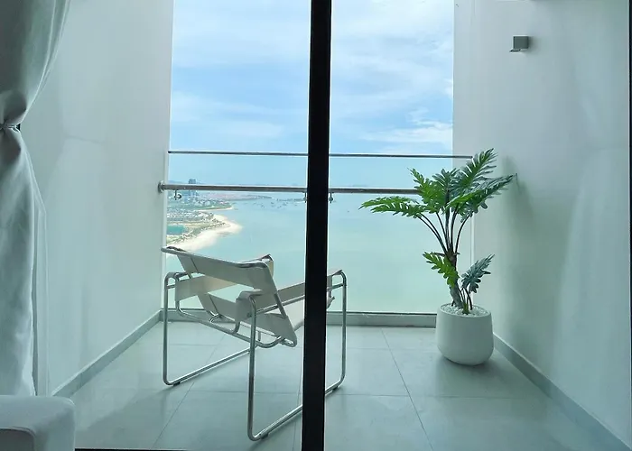 A La Carte Oceanview Panoramic 2br2wc 75m2 With Balcony Căn hộ