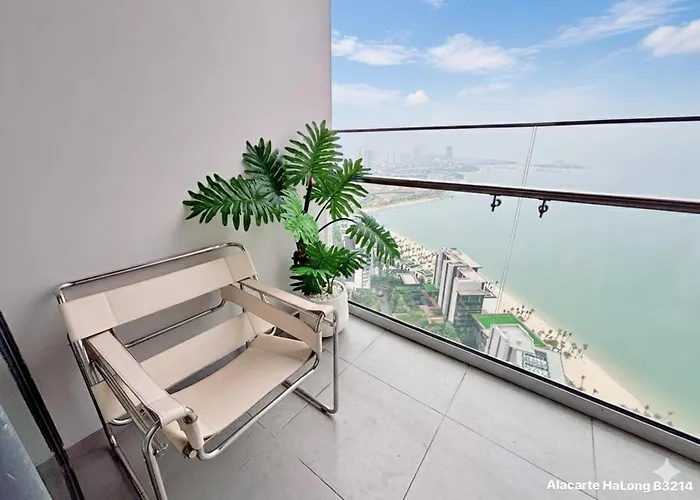 A La Carte Oceanview Panoramic 2br2wc 75m2 With Balcony Căn hộ