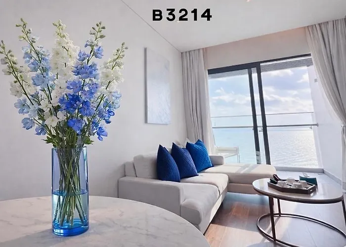 A La Carte Oceanview Panoramic 2br2wc 75m2 With Balcony Căn hộ